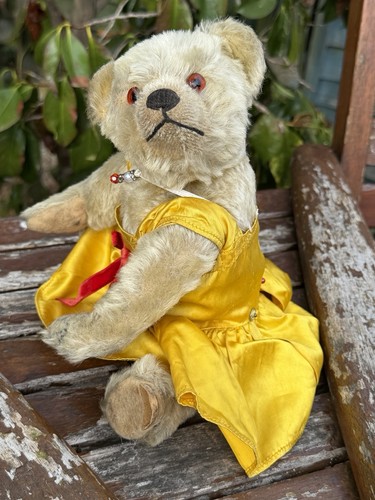 Antique teddy toys bear miss - bear,